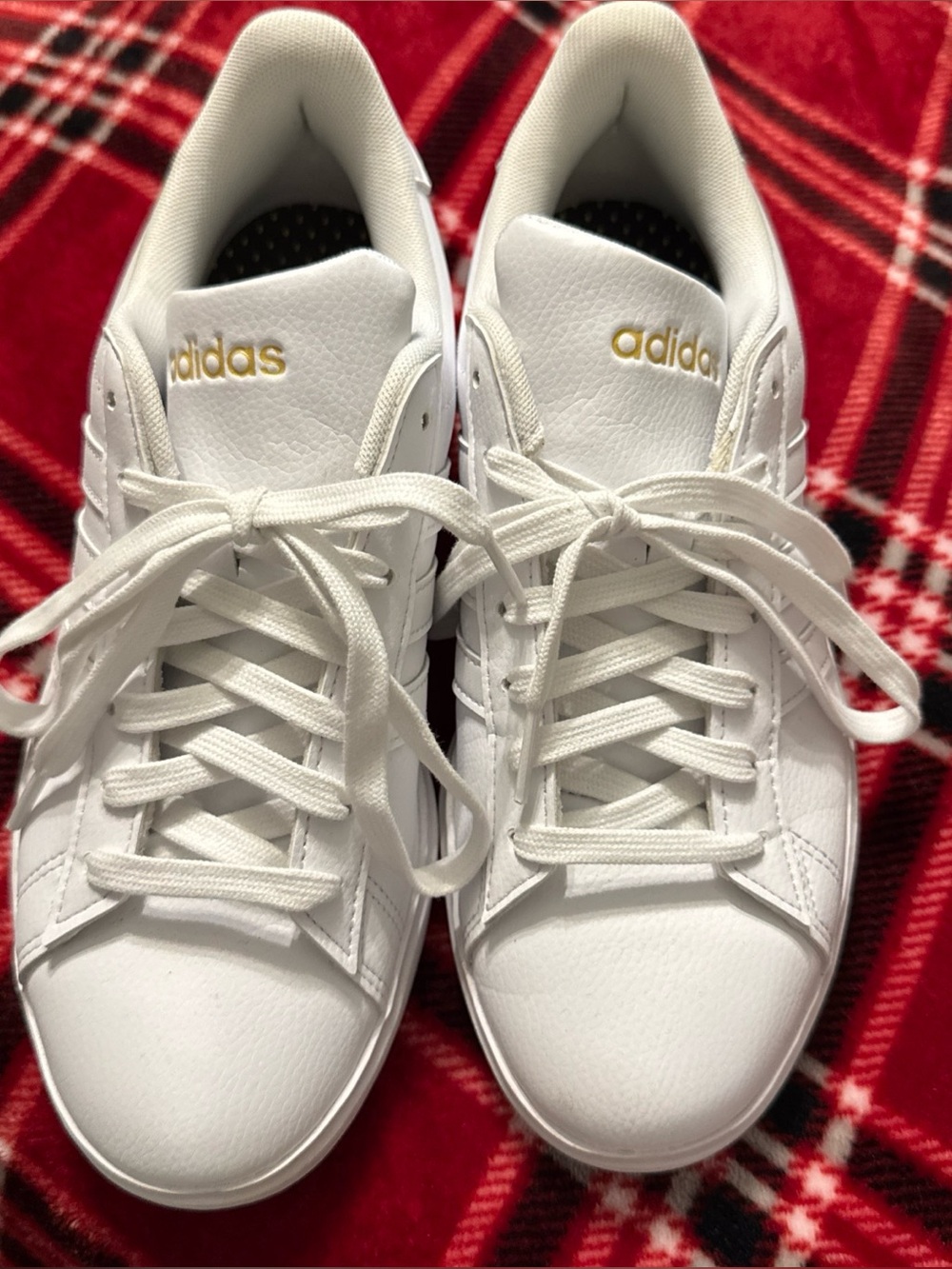 adidas Women’s Grand Court 2 White Leather Sneakers with Gold metallic sz 7.5